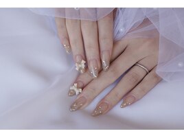 フラッシュネイル　￥５９９０