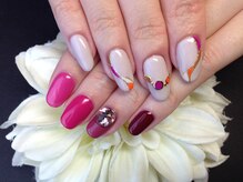 ネイルサロンケイ ヴァリエ(K Varier)/74 5色ワンカラー・ラインプッチ