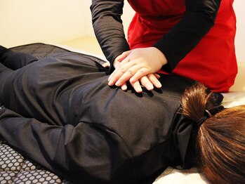 ヨサパーク シャルム(YOSAPARK CHARME)/テラ鉱石使用のリンパマッサージ