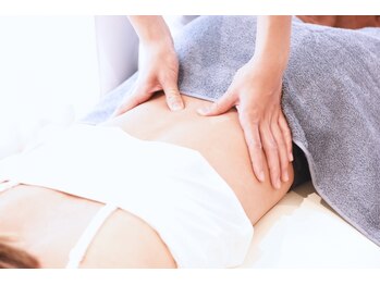 ファーガン イオン札幌桑園SC(fagun)の写真/【腰痛・首肩・肩甲骨・むくみ・自律神経】ぐぅ～っと深もみ！深層筋アプローチでつらいお悩みを根本改善