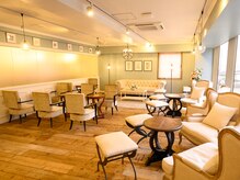 ビラン 横浜(美LAN)の雰囲気（ラグジュアリーなラウンジでゆっくりおくつろぎください♪）