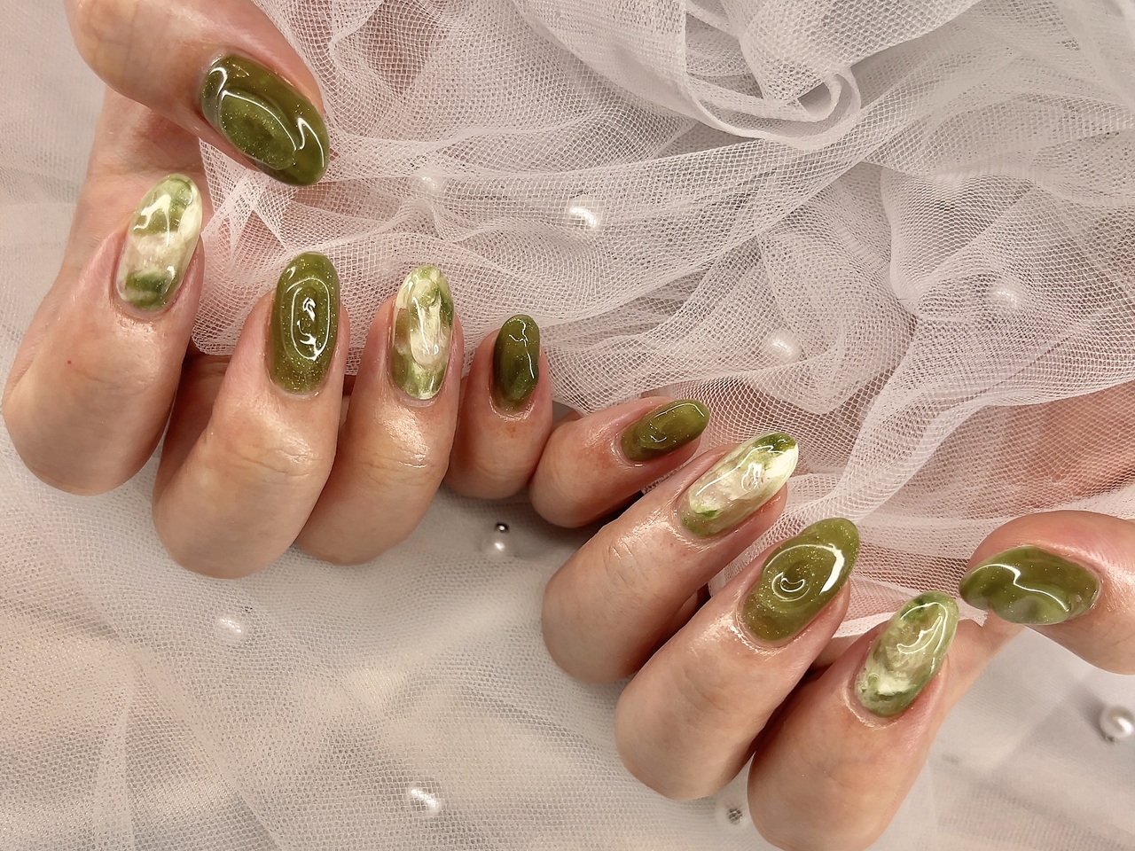 2025年-2026年冬トレンド】抹茶のネイルデザイン集｜人気順｜3ページ目