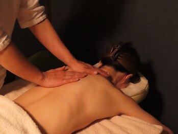 サロンリボーン/レインドロップアロママッサージ