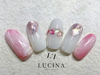 ネイルスタジオ ルキナ(LUCINA)/H-781大人ぷっくりシェルネイル