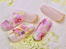 ネイルサロンラグジュアリー 梅田店(LUXURY)/ニュアンスフラワー