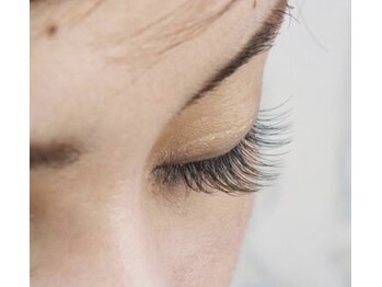 サロンドリカ(Salon de Rika)/ナチュラル目元に