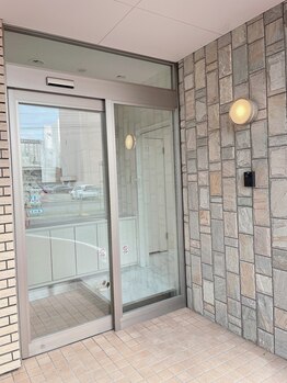 サロン イニ(SALON INI)/こちらが入り口です♪