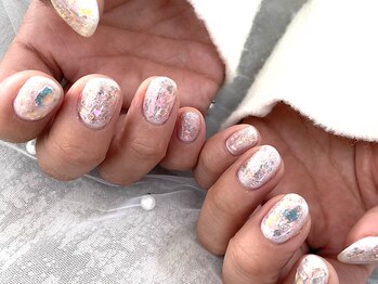 リベルター(1ibertad)の写真/親しみやすいオーナーによる【絶妙ニュアンスネイル】が大人気★お喋りでも、テレビ鑑賞でゆったりでもOK♪