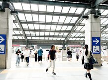 ブロウジェント(BROW GENT)/【道案内】2.改札を出て左