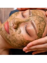 fallon beauty　痩身/フェイシャル/フェム・オムケア/アロマ/ボディケア/ハーブピーリング