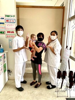 うるま整体院/お客様の様子