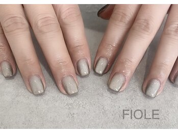 フィオル(FIOLE)/マグネットネイル♪