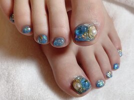 ニュアンスキラキラフットネイル