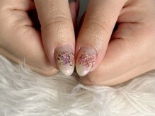 レア(Le'a)/押し花ネイル