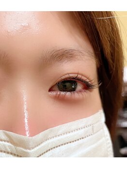 ビー(Be)/目尻流しデザイン