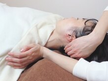 100%のお客様が眠るヘッドスパ☆首肩コリケアをセットでスッキリ