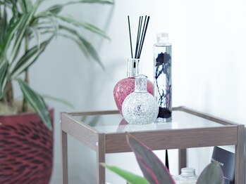 ノイ アシヤ(Noi ashiya)/サロンの内観