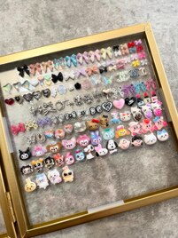 豊富なネイルパーツをご用意♪