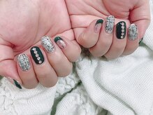 アール(R)/ツイードネイル