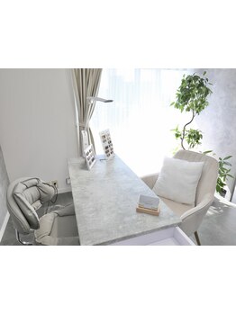 仕事帰り・早朝OKのサロン