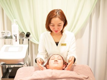 花銀クラブ(花銀Club)の写真/夏のイベントにもおすすめ♪【一度の来店で即実感】ウィンバックフェイシャル￥17600→￥9900 美肌小顔へ