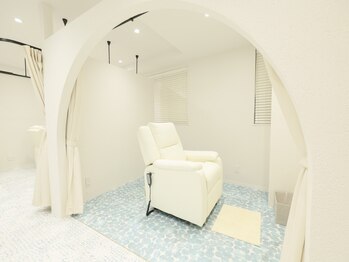 カイ アイラッシュ(Kai eyelash)の写真/【派手過ぎず360度美しい目元に♪】あなたの個性や魅力を引き出すデザインをご提案◎お顔の第一印象もUP！