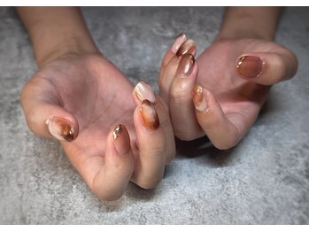 秋ニュアンスネイル