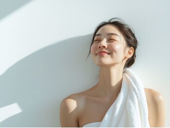 メンアンドウー(men andwo)の写真/夏に向けてツルツル素肌へ！全身脱毛で黒ずみケアも◎肌改善も目指せるサロン♪