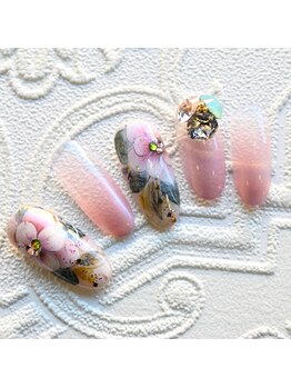 ジュジュ(Juju)/手書きお花ネイル　ビジュー盛り