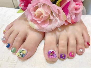 ブリエカドー(Briller Cadeau)/アシメフラワー(フット)