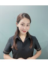 ホワイトラボ ライカム前店(White labo) 店長 亀谷 梨乃