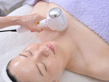 メナードフェイシャルサロン 八戸ノ里駅前店/ウオーミング