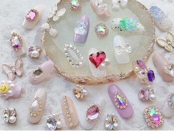 ネイルサロン デコール(NAIL SALON Decor)の写真/《韓国パーツ8980円～》ワンホンネイル・チークネイルも◎豊富なパーツで妥協しない！