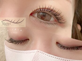 ウララ バイ ロキエ(u-LALA by ROCHIE)/＠u_lala.akina