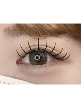 ボリュームのある目元にしたい