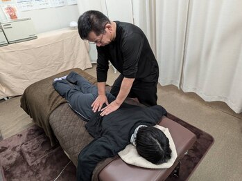 サン(Sun)の写真/【オールハンド×一人一人にあったオーダーメイド施術】デスクワークや立ち仕事、家事で酷使した腰痛に◎