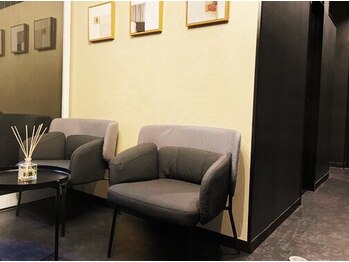 レイズ バイ ミヌ クワナ(raise by minue KUWANA)