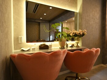 フローラ スパ(FLORA SPA)/ペアルームの化粧台