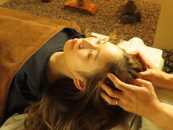 トトノリス(Totonoris)の写真/≪首・肩こりや自律神経の乱れを感じている方へ≫施術後は首や肩が軽くなり、呼吸まで深く整う感覚を実感★