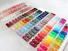 セラピッシュネイル (therapish nail)の雰囲気（カラー200色、サンプルも豊富☆詳しくはフォトギャラリーを…♪）