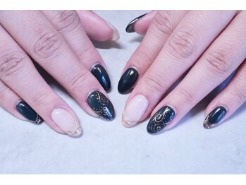 プチリリィ(Petit Lily)/濃い緑×ミラーで大人デザイン