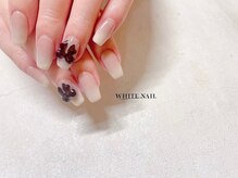 ホワイトネイル(WHITE NAIL)/ベイビーブーマ/りぼん/持ち込み
