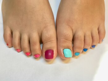 ラウト デコレーションアンドネイルサロン(Lauto Decoration&Nail Salon)/マットカラーフットネイル