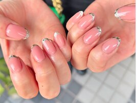 ガラスフレンチネイル
