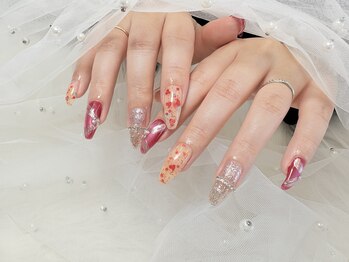 ワイワイディーエス(YYDS)/