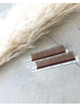 ノットイコール(≠ not equal)/ベージュカラー