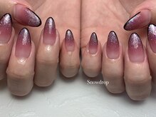 スノー ドロップ(Snow drop)/グラデーション細フレンチ