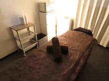 サロン内ベッドは仕切られており、貴方の空間だけが広がります♪