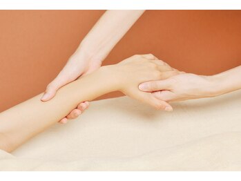 VS28スキンケアスタジオ バリイン 札幌駅前(BALI IN)/保湿ハンドケア付