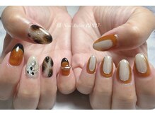 凛(RIN27)/やり放題ネイル